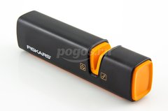 Точилка для топоров и ножей FISKARS Xsharp