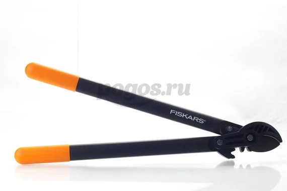 Сучкорез, 550г, 550мм, рез d-38мм, L73  FISKARS 