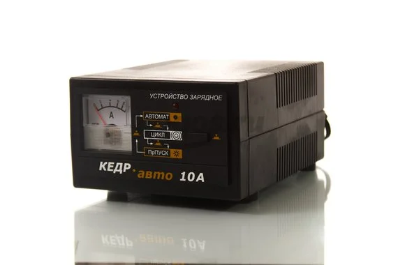 Устройство зарядное 12V, 10А, "КЕДР-АВТО 10", г. Томск