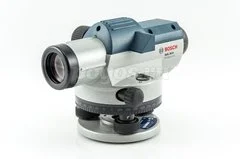Нивелир BOSCH Professional GOL 26 D оптический увеличение до 26 100м 1.7кг кейс