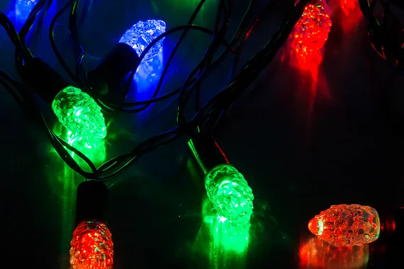 Гирлянда "Шишки", 5м, 40LED SE-CONE-540M темно-зел.шнур 0,7м, мульти (3цв) Funray