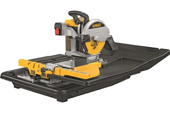 Плиткорез 220В 1600Вт диск 250*25мм  DEWALT