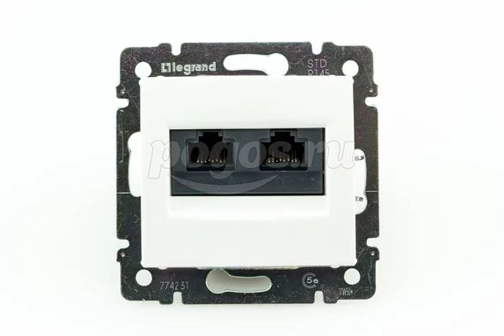 Розетка 2ая RJ45 кат.5e белый Valena LEGRAND