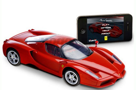 Машина Ferrari Enzo с управлением от iPhone, iPad, iPod через Bluetooth 1:16  SILVERLIT