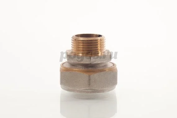 Соединитель д/мет. пл. труб, цанга 32 * M 3/4  STI 