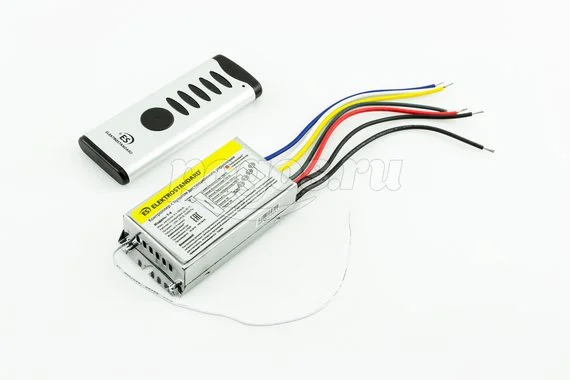 Пульт управления 4х1000W Y4 Elektrostandard