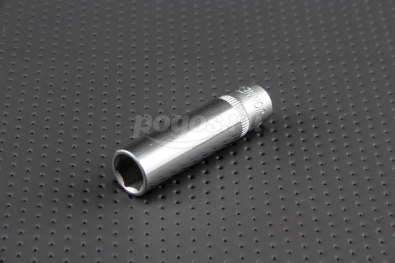 Головка торцевая глубокая 1/4" DR (9 мм) Jonnesway