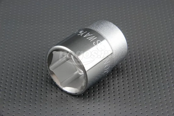 Головка торцевая 3/4" DR (30 мм) Jonnesway