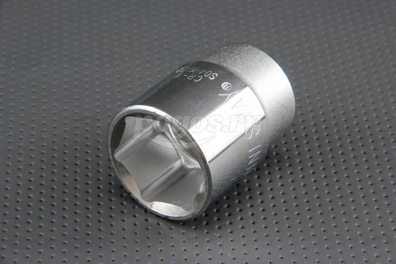 Головка торцевая 3/4" DR (32 мм) Jonnesway