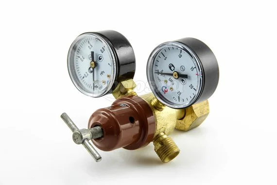 Редуктор гелиевый БГО-50-4