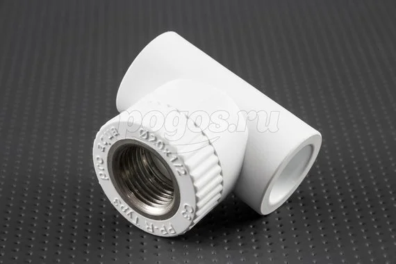 Тройник PP-R комб. d-20 .F 1/2 PROAQUA