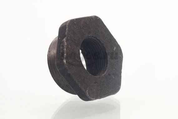 Пробка для чугунного радиатора, проходная 3/4", правая