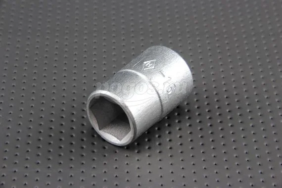 Головка торцевая 1/2" DR (16 мм)