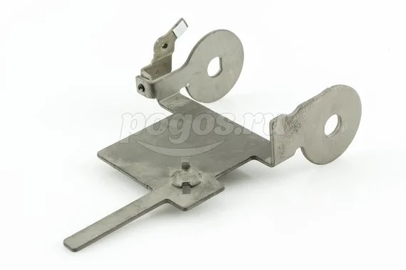 Кронштейн натяжителя ведомого ролика для 9404 MAKITA