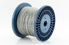 Трос 1/2мм оцинкованный в ПВХ оплетке 25кгс DIN 3055 (бухта 200м)