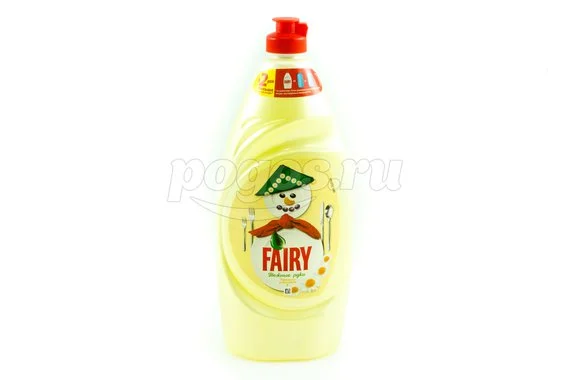 Средство для мытья посуды 900мл Ромашка и витамин Е FAIRY