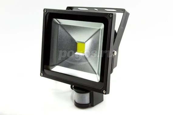 Прожектор светодиодный  30W 6500K СДО-04-030H-Д с датчиком движения черный Народный  TDM