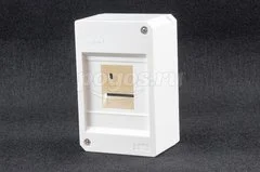 Щиток пластиковый навесной 1х4мод. ЭКО LEGRAND