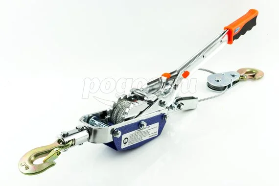 Лебедка ручная рычажная 2500кг 3м в кейсе