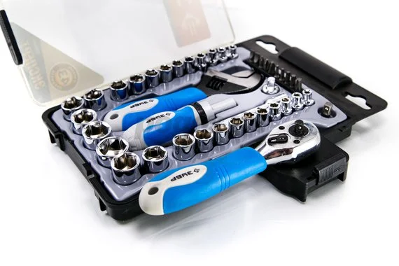 Набор слесарно-монтажный, ключ развод., отвертка реверс. с насадками, 43 предмета Эксперт ЗУБР 