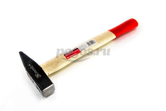 Слесарный молоток 0,5кг MATRIX