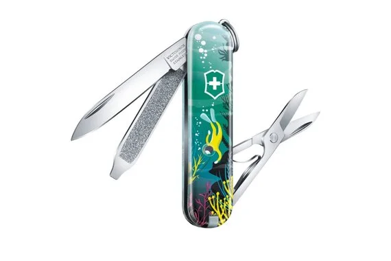 Мультитул Classic Deep Drive 7 функций 58 мм голубой/рисунок  VICTORINOX