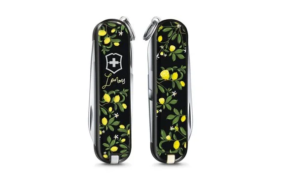 Нож-брелок Victorinox Classic LE 2019 When life gives you Lemons, 58 мм, 7 функций 0.6223.L1905