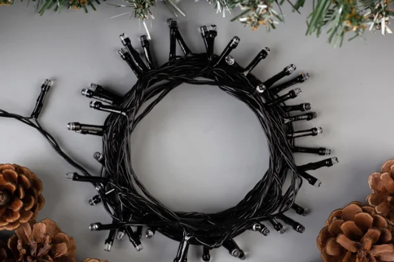 Гирлянда «Нить» 5 м, IP20, тёмная нить, 50 LED, свечение красное, 8 режимов, 220 В