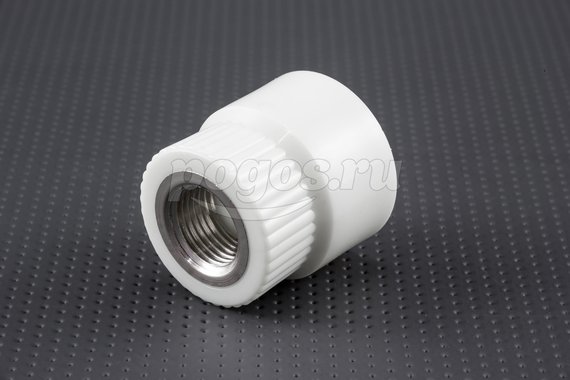 Муфта PP-R комб.d-32 F 1/2"